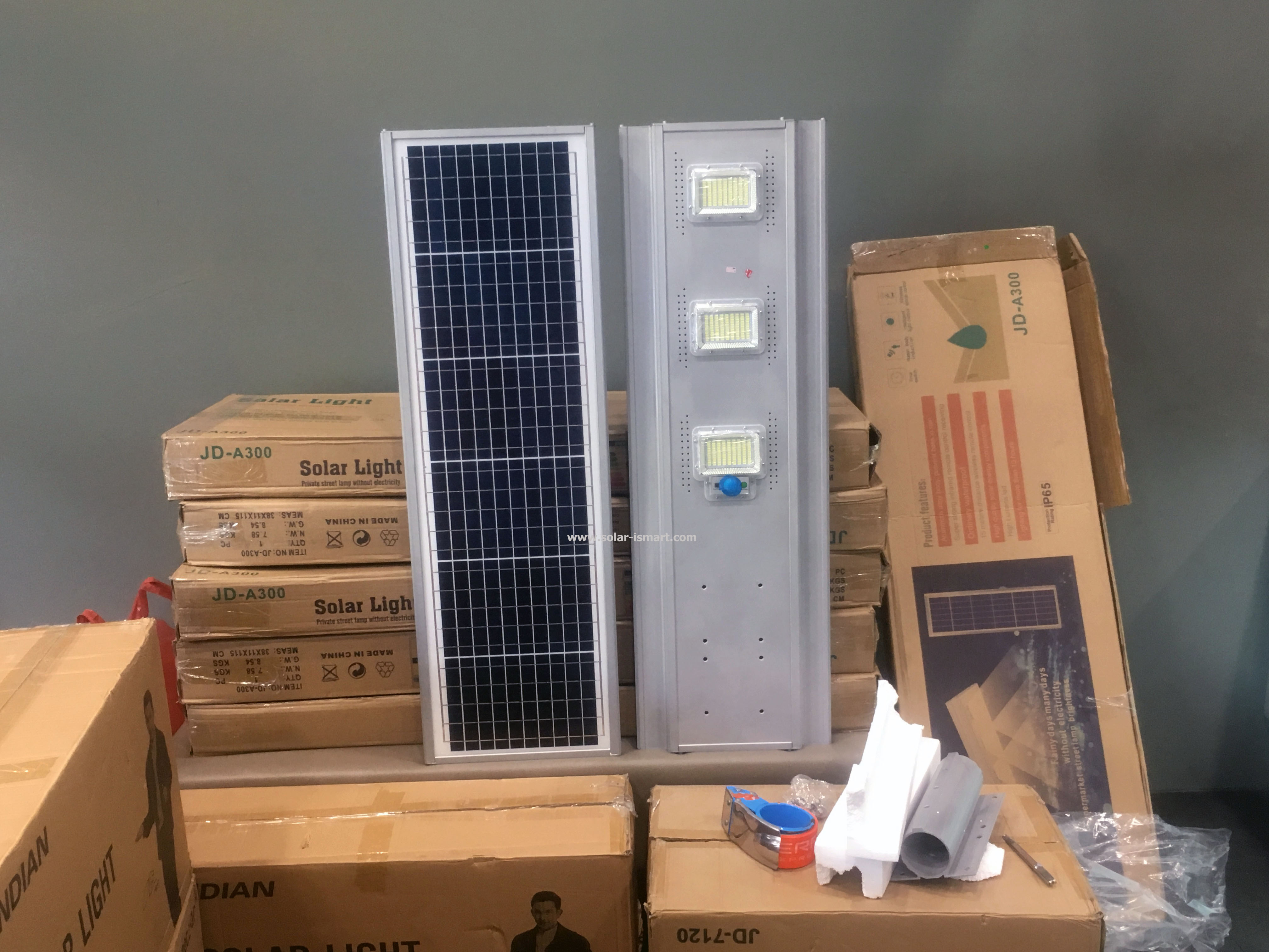ไฟถนนโซล่าเซลล์ 150w