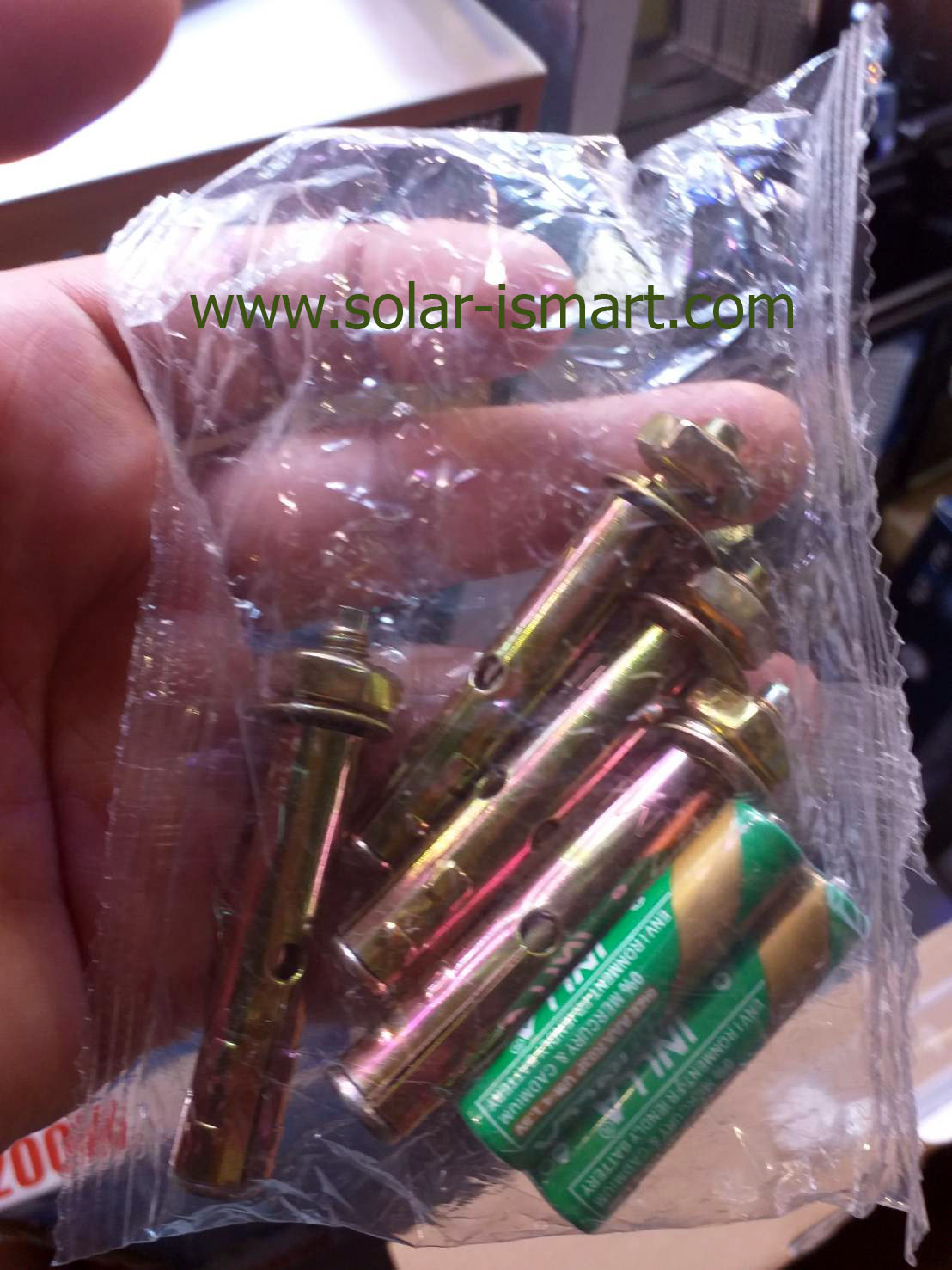 ไฟหลอดตุ้มโซล่าเซลล์ JINDIAN JD-21266 400W BIG SIZE